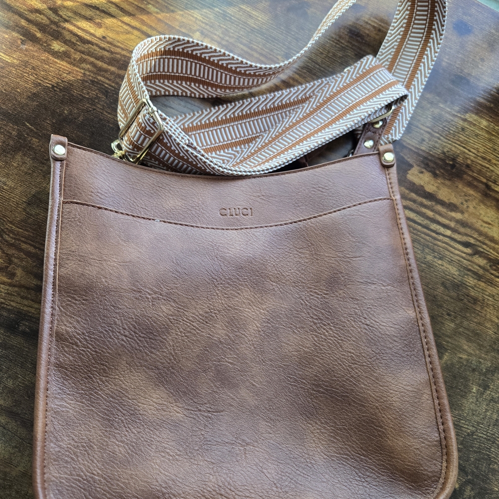 Cluci Brown Crossbody Bag with 2 Straps EUC $40 - Picture 3 of 13